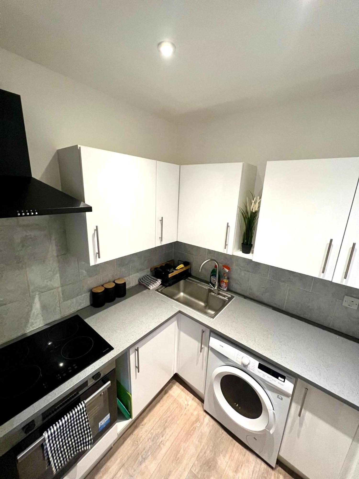 Spacious 3 Bedroom Flat In Kings Cross, St 159 Apartment *