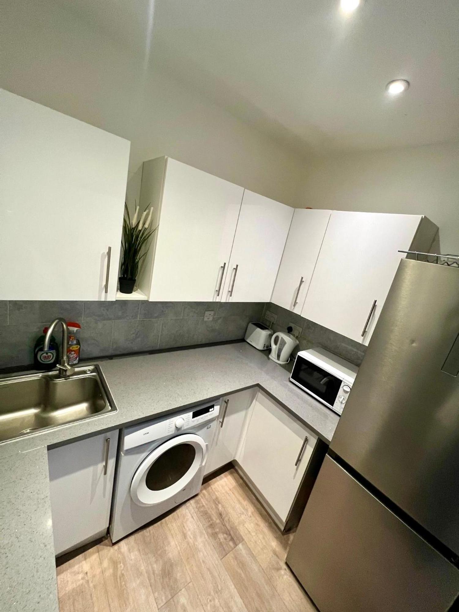 Apartment Spacious 3 Bedroom Flat In Kings Cross, St 159 *