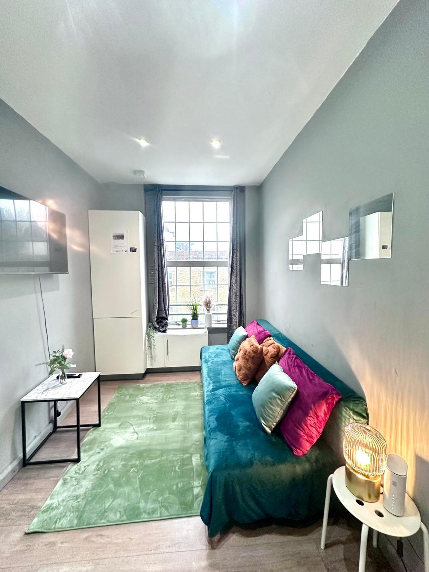Spacious 3 Bedroom Flat In Kings Cross, St 159 Apartment *