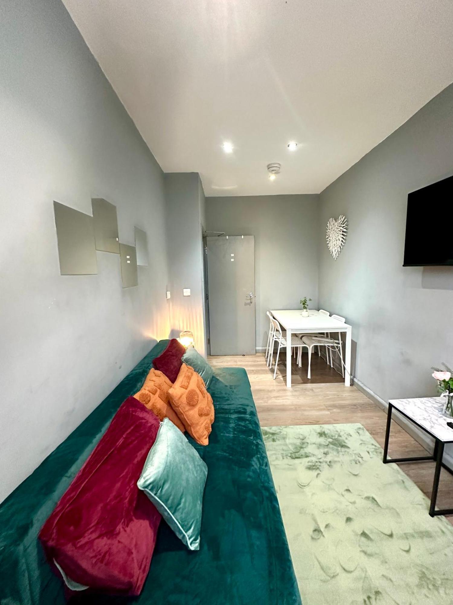 Apartment Spacious 3 Bedroom Flat In Kings Cross, St 159
